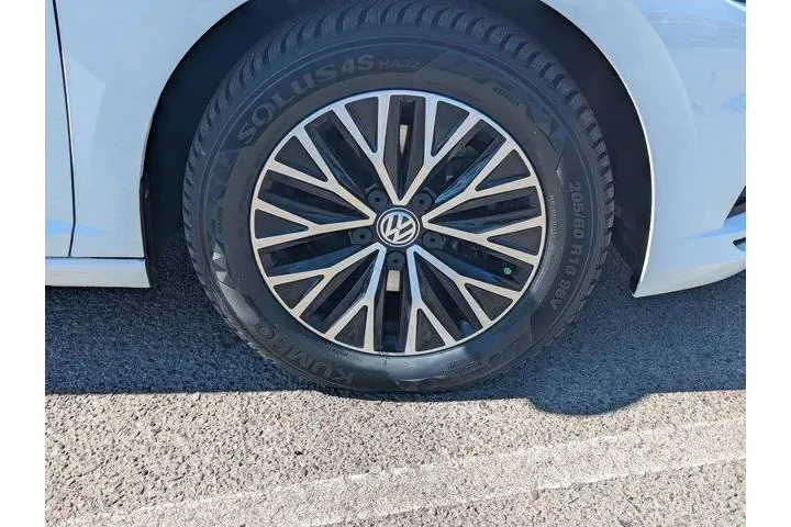 Volkswagen Jetta 2021 S 4dr image 9