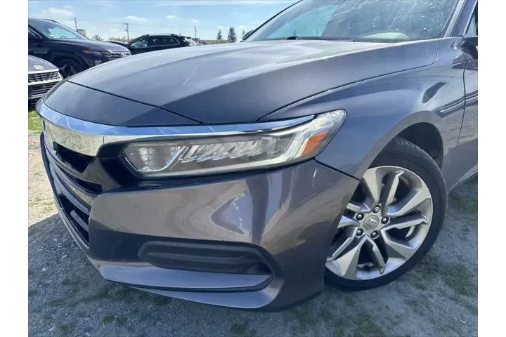 $13277 : Honda Accord 2018 LX 4dr Sed image 9