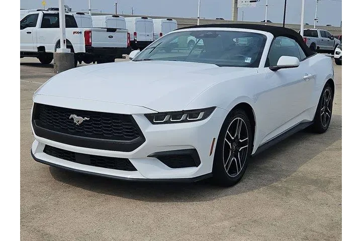 $25900 : Ford Mustang 2024 EcoBoost 2 image 7