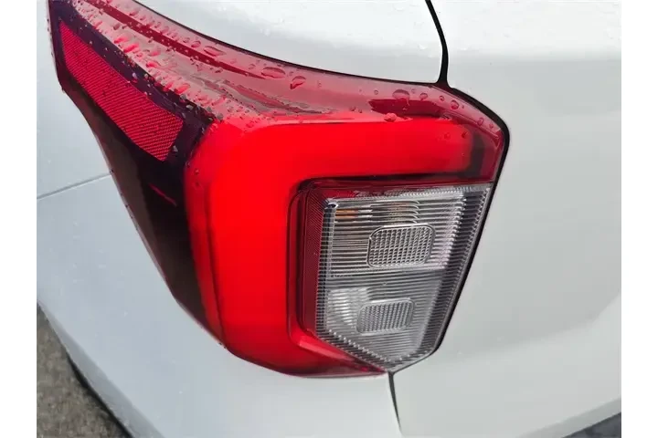 $33990 : Ford Explorer 2023 AWD ST-Li image 5