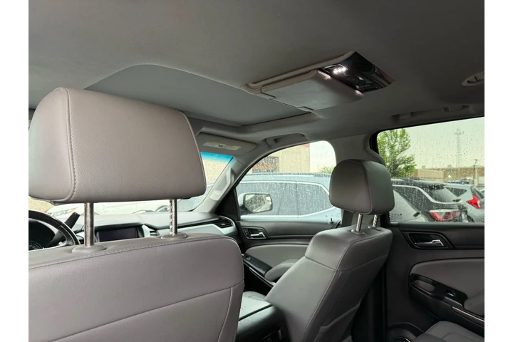 $9996 : 2020 Suburban 2WD LT image 9