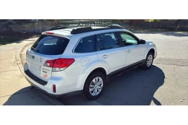 $4950 : Subaru Outback 2014 AWD 2.5i image 5