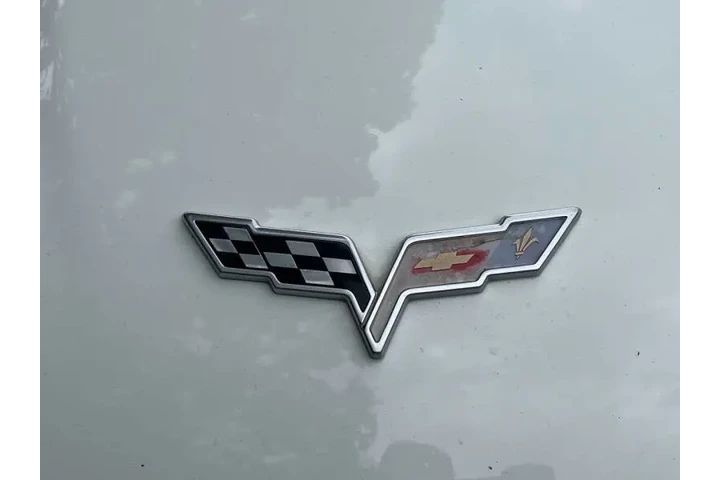 $1 : 2008 Corvette image 9