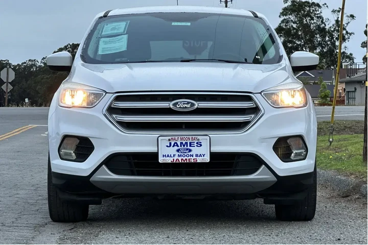 Ford Escape 2017 AWD SE 4dr image 8