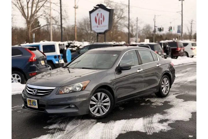 $9995 : 2011 Accord EX-L V6 image 2