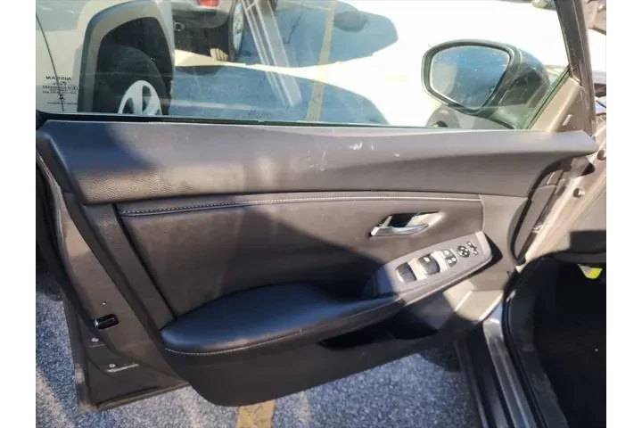 $18438 : Nissan Sentra 2023 SV 4dr Se image 9