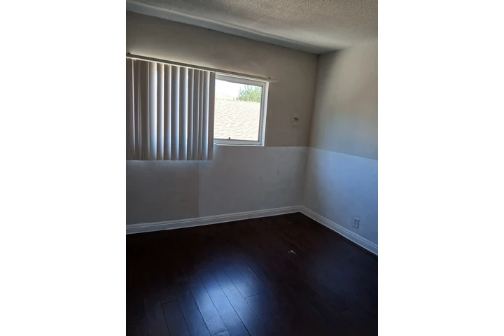 $1150 : Rento un cuarto image 2
