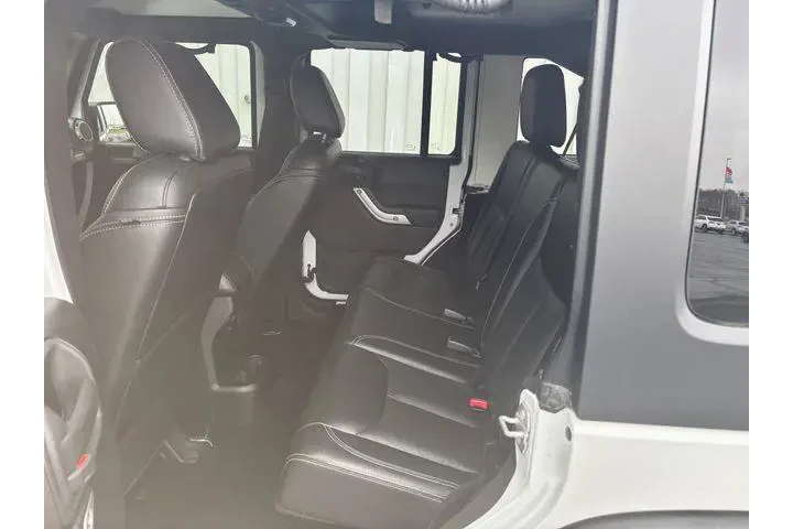 $21990 : Jeep Wrangler Unlimited 2016 image 10