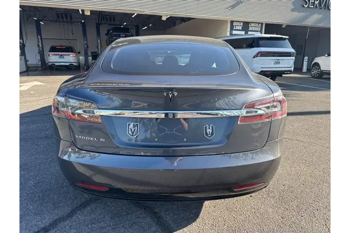 $21555 : Tesla Model S 2017 75 4dr Li image 6