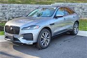 2022 F-PACE P250 S
