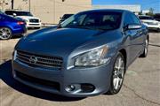 $5900 : 2010 Maxima 3.5 S thumbnail