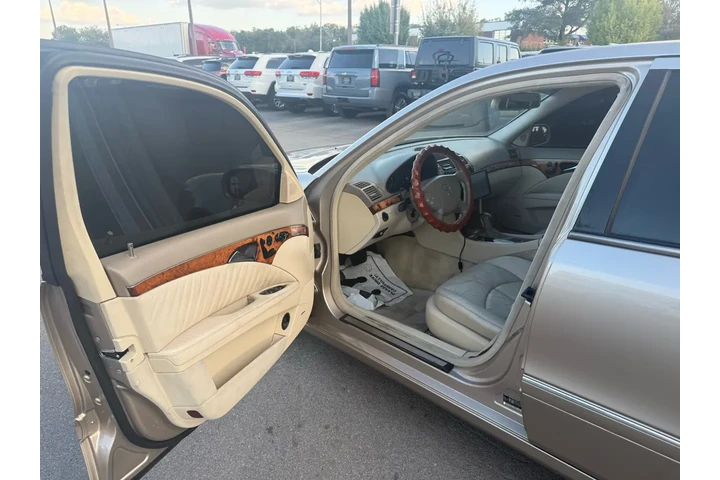 $4980 : 2003 Mercedes-Benz E-Class 4d image 8