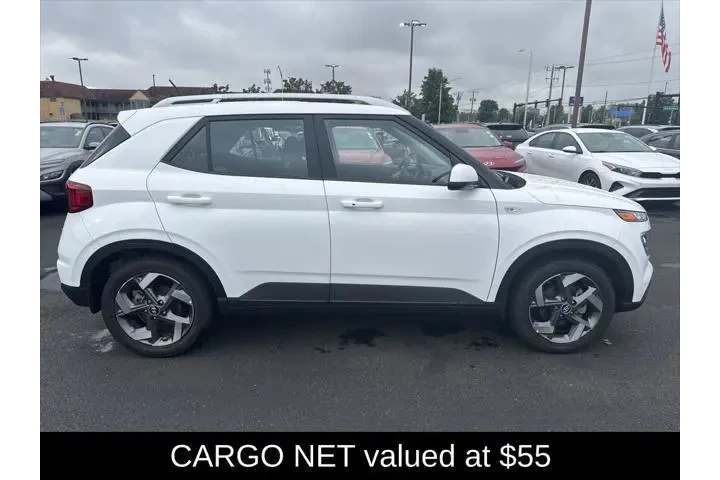 $20495 : Hyundai VENUE 2024 SEL 4dr C image 7