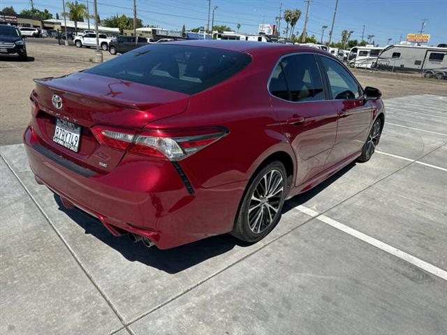 $17999 : 2018 Camry SE image 7