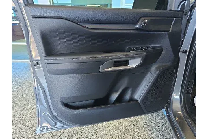 $35999 : Ford Ranger 2025 4x2 XLT 4dr image 5