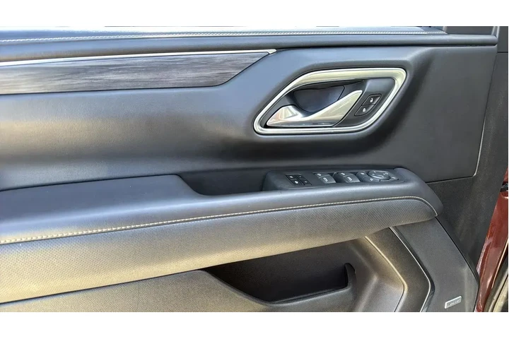 $37877 : GMC Yukon XL 2022 4x2 SLT 4d image 9