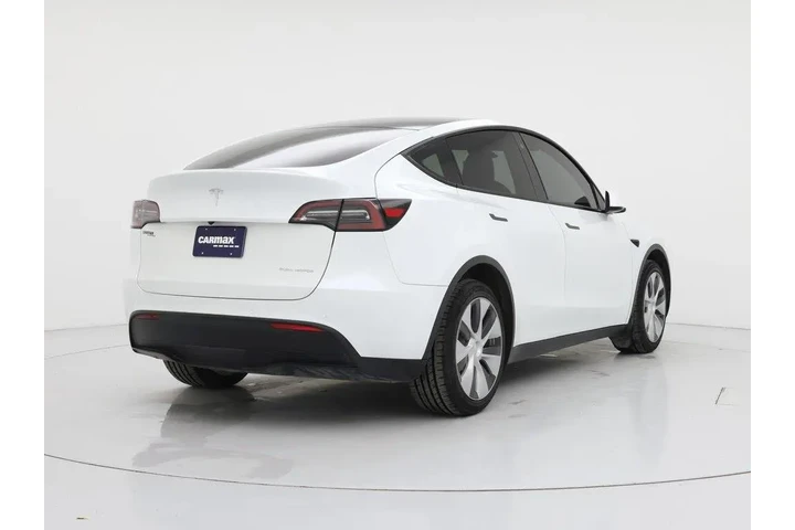$28998 : Tesla Model Y 2022 AWD Long image 8