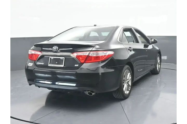 $10856 : Toyota Camry 2016 SE 4dr Sed image 5