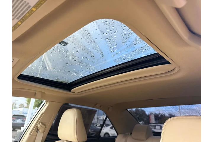 $20980 : Toyota Camry 2017 XLE V6 4dr image 8