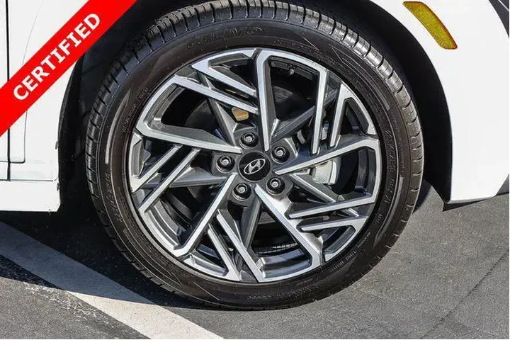 $23998 : Hyundai KONA 2023 N Line 4dr image 9