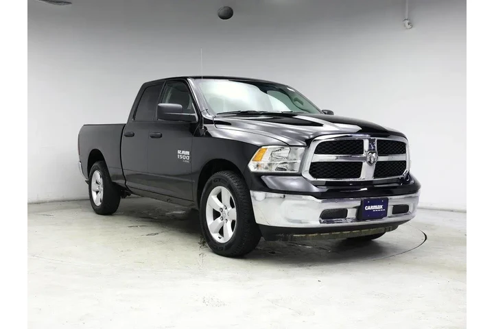 $29998 : Ram 1500 Classic 2024 4x4 SL image 1