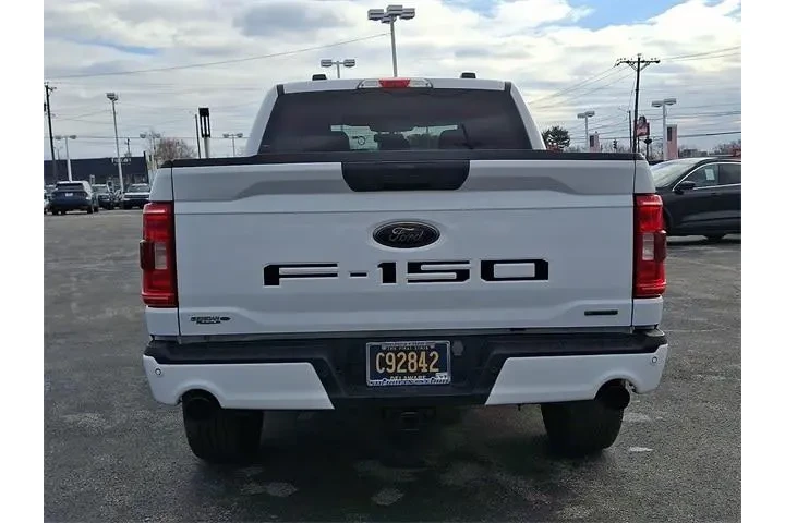 $36230 : Ford F-150 2023 4x4 XL 4dr S image 5