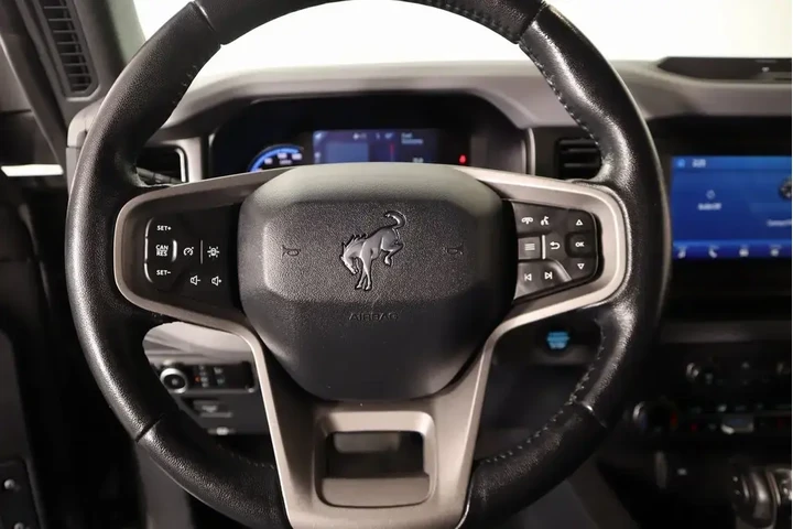 $37979 : Ford Bronco 2023 4x4 Big Ben image 3