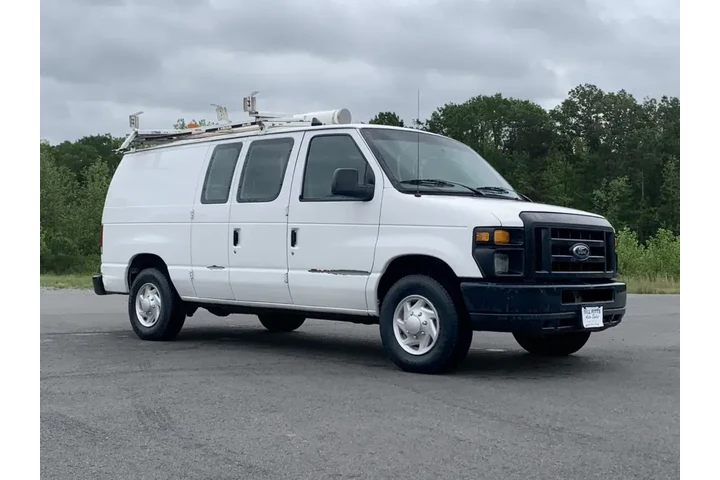 $11900 : 2010 ECONOLINE E250 image 5