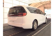 $20921 : Chrysler Pacifica 2023 Touri thumbnail