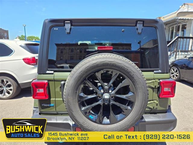 $44995 : Used 2023 Wrangler 4xe Sahara image 5