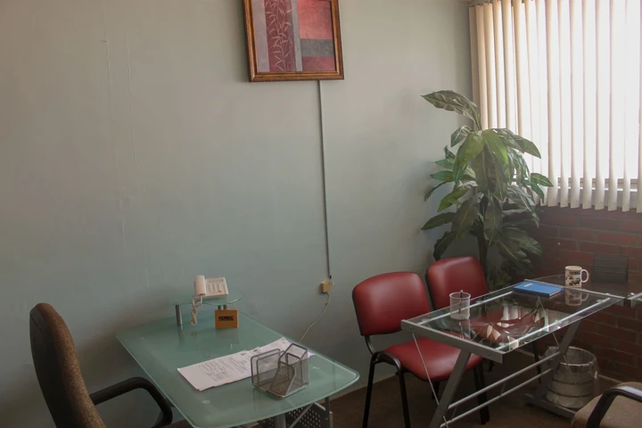 $4500 : Oficinas Ejecutivas image 4