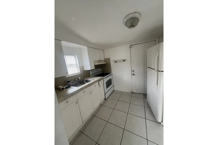$1900 : Rento Apt 2habitaciones image 3