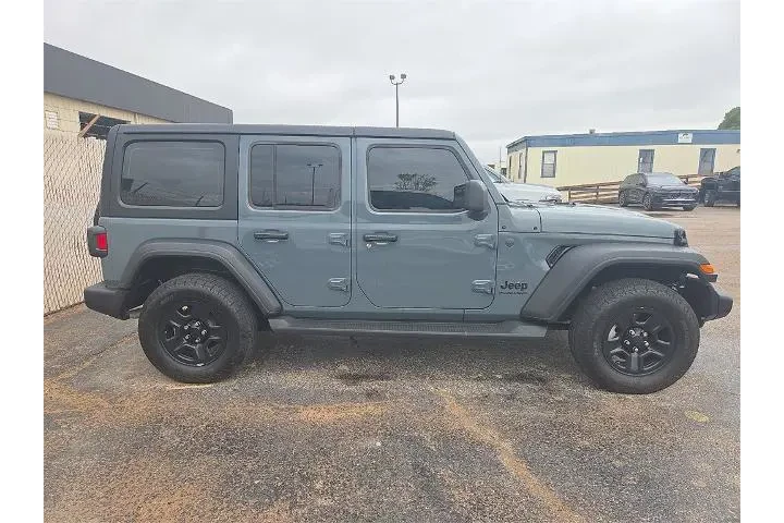 $36500 : Jeep Wrangler 2025 4x4 Sport image 5