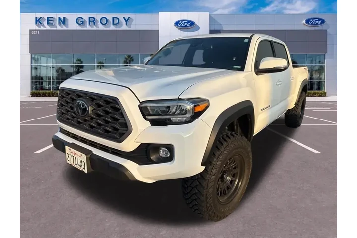 $38989 : Toyota Tacoma 2023 4x4 TRD S image 6