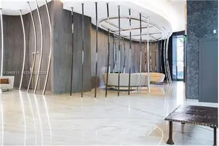 $5000 : Rental property with 1 bedro image 9