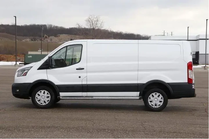 $28950 : Ford Transit 2023 250 3dr SW image 4