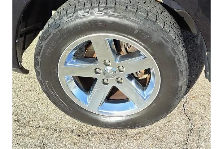 $19552 : Ram 1500 2017 4x4 Express 4d image 9