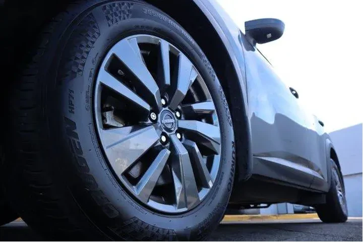 $32809 : Nissan Pathfinder 2024 AWD S image 9