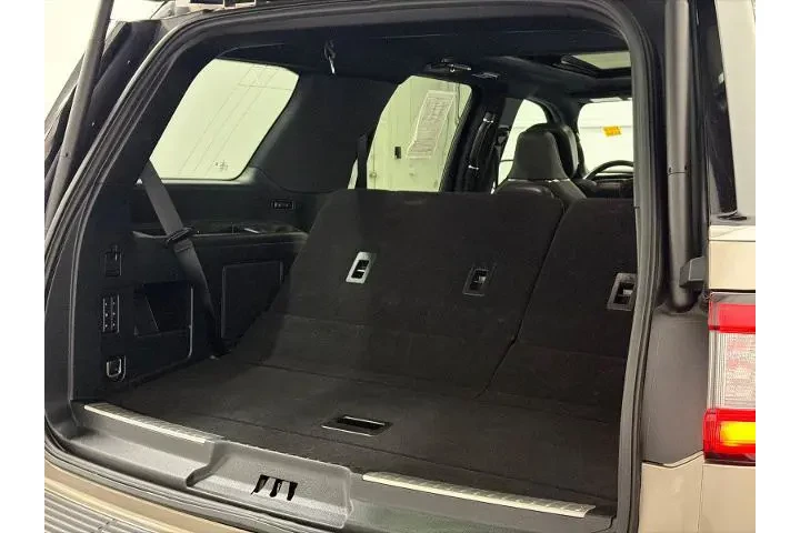 $40000 : Lincoln Navigator 2020 4x4 R image 9