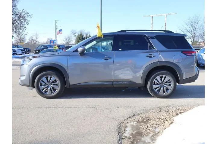$30277 : Nissan Pathfinder 2025 AWD S image 6