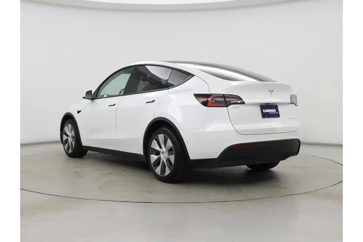 $30998 : Tesla Model Y 2021 AWD Long image 2