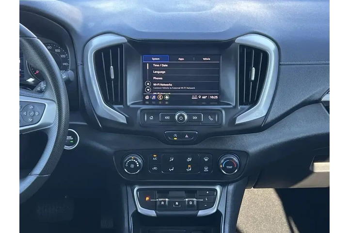 $24887 : GMC Terrain 2024 SLE 4dr SUV image 4