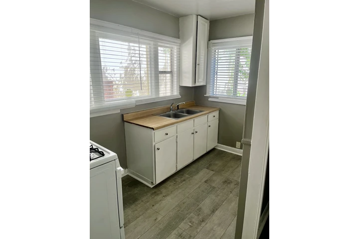 $1600 : Apart 1 Rec 1BAÑO en Hawthorne image 7