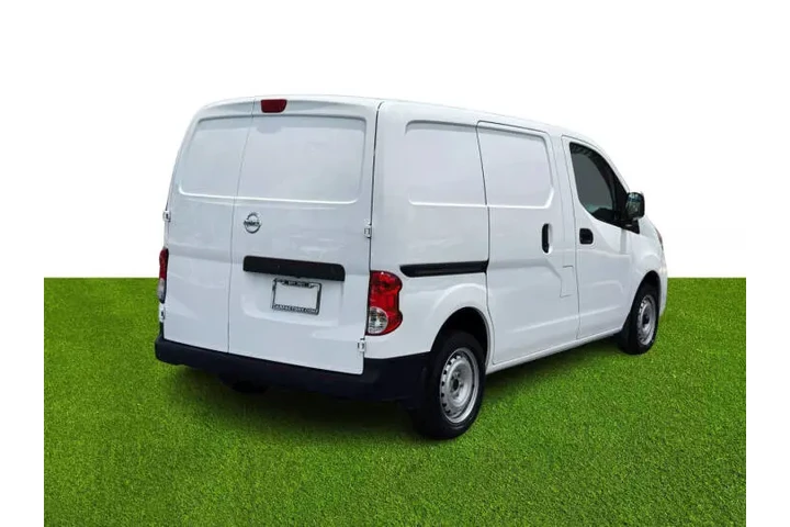 $12581 : 2021 Nissan nv200 image 7