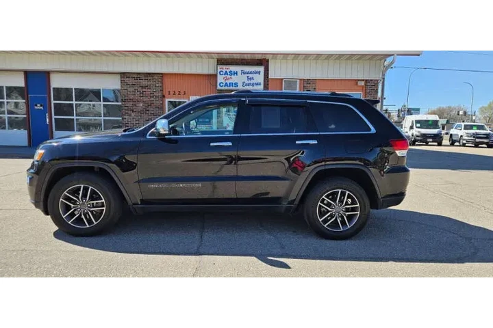 $15990 : 2020 Grand Cherokee Limited image 1