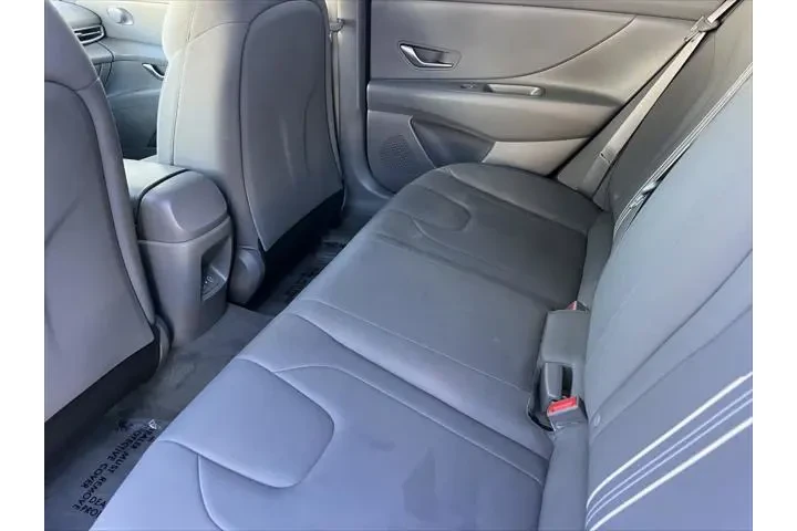 $17777 : Hyundai ELANTRA 2024 SEL 4dr image 5