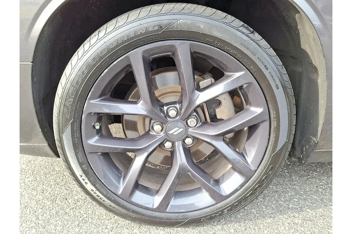 $24895 : Dodge Challenger 2023 SXT 2d image 9