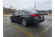 $16023 : Nissan Altima 2021 2.5 SR 4d thumbnail