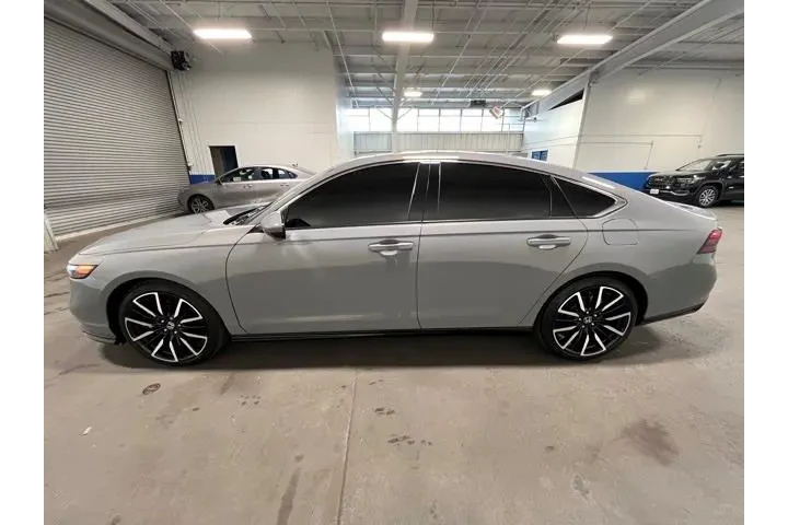 $31970 : Honda Accord Hybrid 2024 Tou image 6