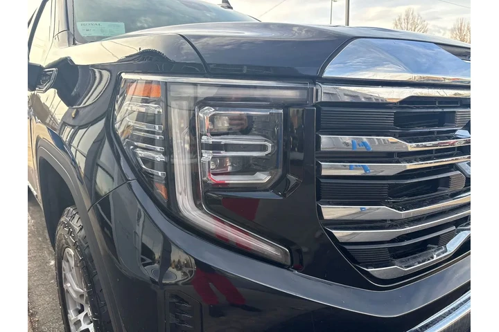 $45995 : 2025 GMC Sierra 1500 4WD Crew image 6